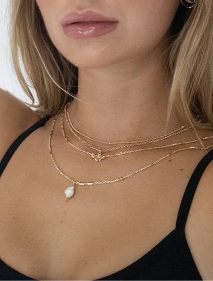 dainty necklace stack with sea shell necklace, bee necklace, choker necklace, dainty necklace gold. Frankly my dear necklace stack